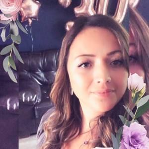 Meet your Posher, Lacey